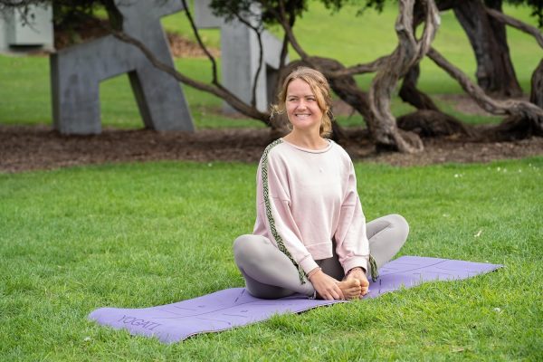 81zbDHkqWCL._AC_SL1500_ Tappetino Yoga Professionale YOGATI - antiscivolo, spesso ed ecologico